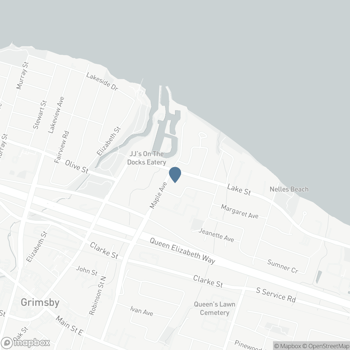 22 LAKE Street, Grimsby, Ontario L3M 2G7